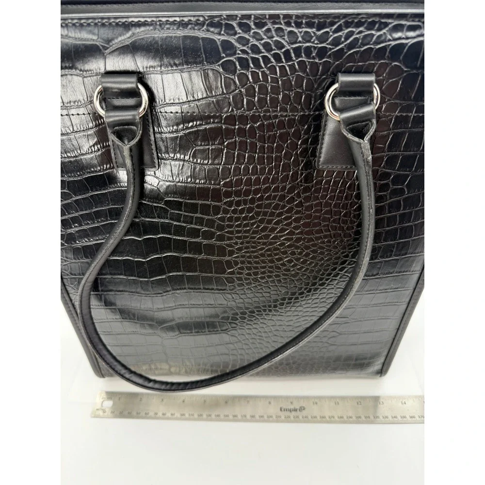 New Targus Ladies Notebook Case Black Faux Crocodile Laptop Tote Bag 15 Inch NWT